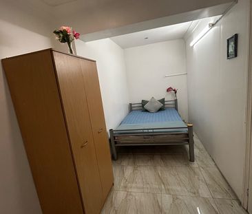 Room in a Shared House, Manor Farm Road, HA0 - Photo 2