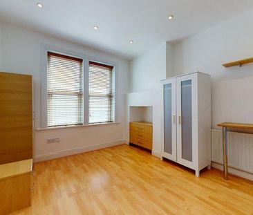 Studio to rent - Photo 6