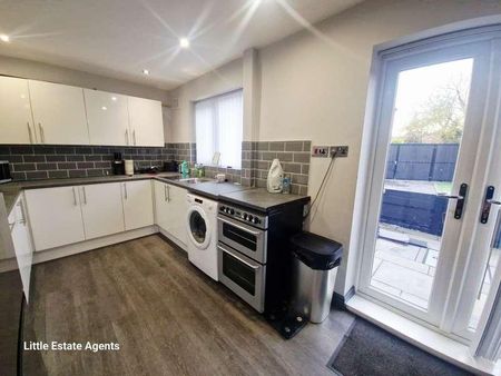 Rutland Way, Liverpool, L36 - Photo 2