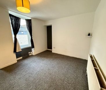 Bell Street, Airdrie, ML6 - Photo 1