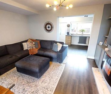 3 bedroom terraced house to rent - Photo 3