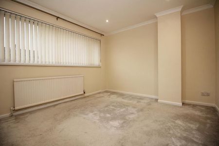 3 bedroom semi-detached house to rent - Photo 3