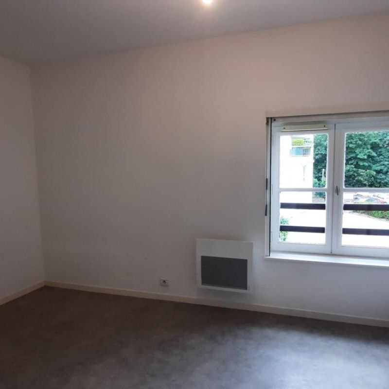 Appartement T1 à louer Rennes Bourg L'evêque - 35 m² - Photo 1