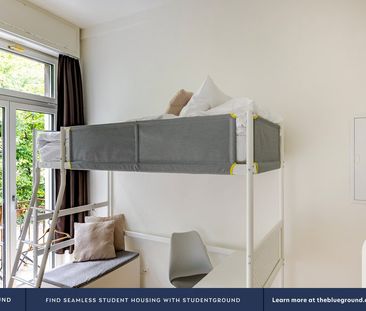 1.5 Zimmer, 1. Stock - Photo 1