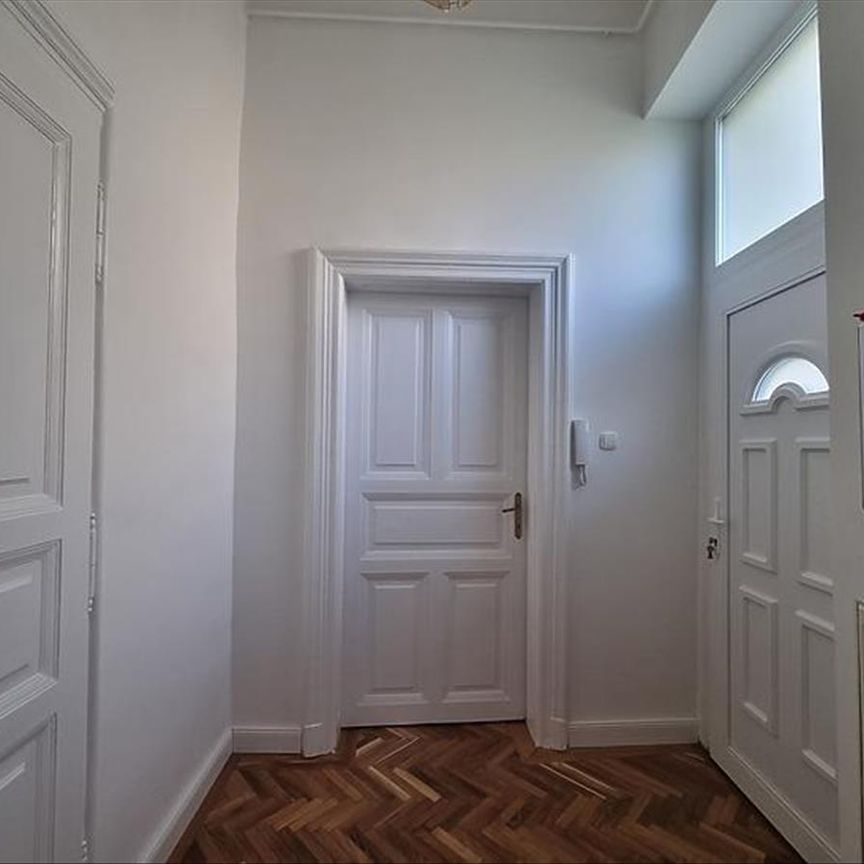 Kiadó jó állapotú lakás - Budapest I. kerület - Fotó 1