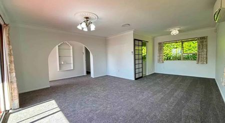 Three Bedroom Family Home In A Convenient Location - Photo 4