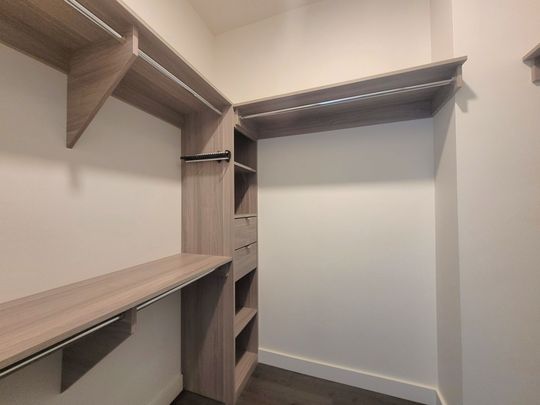 For Lease - 85 Mcmahon Drive Unit# Th207, Toronto, Ontario - Photo 1