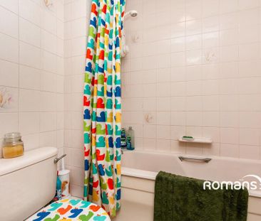 1 bedroom flat to rent - Photo 6