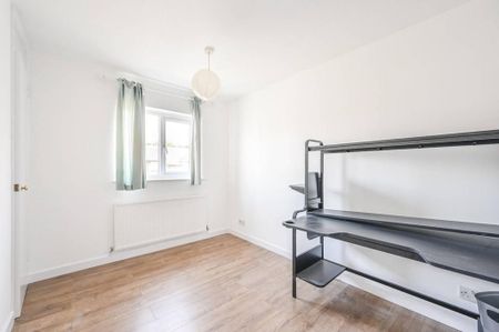 5 bedroom detached house to rent - Photo 5