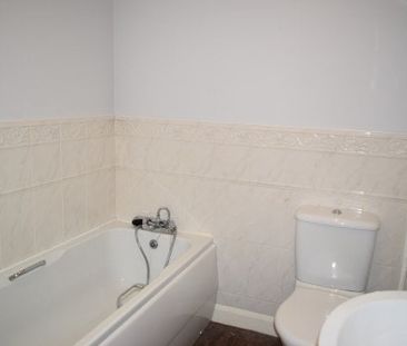 Granville House, BB2 - Photo 4