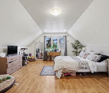 For Lease - 90 Withrow Avenue, Meadowlands - Crestview and Area, On... - Photo 6