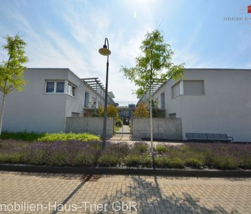 Exklusives 43 m² Einzimmer Appartement mit Einbauküche auf dem Petr... - Foto 1