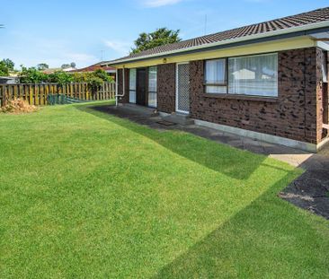 Prime Location - Photo 2