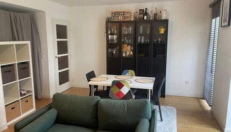 Appartement 3 pièces 69m2 REIMS 885 euros - Photo 2