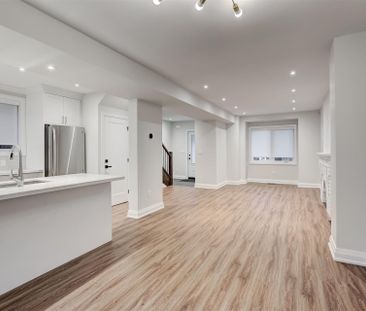 For Lease - 257 Westmount Avenue, Toronto, Ontario - Photo 2