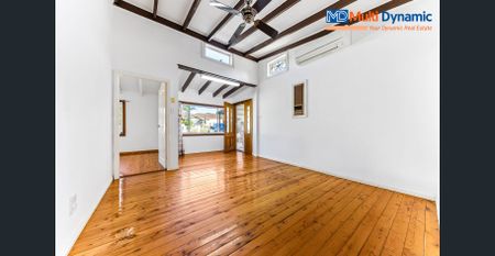 Spacious & Versatile 3-Bedroom Family Home with Alfresco & Sunroom Comfort - Photo 5