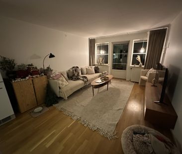 Nygatan, Trädet - Foto 1