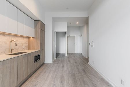 For Lease - 2020 Bathurst Street Unit# 901, Toronto, Ontario - Photo 2