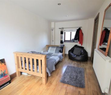 3 bedroom barn conversion to rent - Photo 5