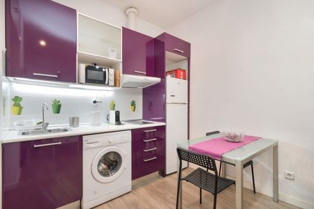 Piso de alquiler en Calle de Embajadores, Embajadores - Lavapiés - Photo 2