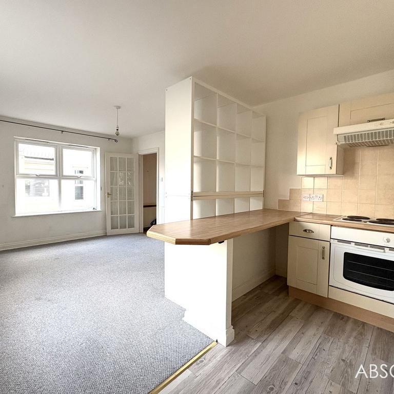1 bedroom flat to rent - Photo 1