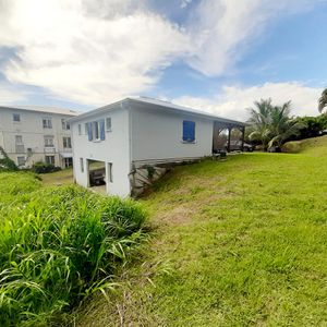 Location villa 5 pièces, 100.00m², Le Lamentin - Photo 2