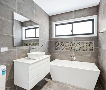 Modern Family Home in a Peaceful Location - Photo 4