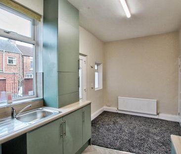 2 bedroom terraced house to rent - Photo 5