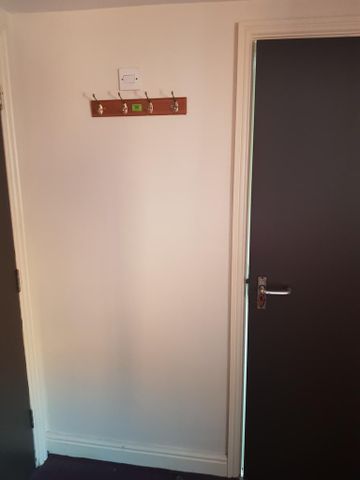 6 bedroom flat to rent - Photo 5