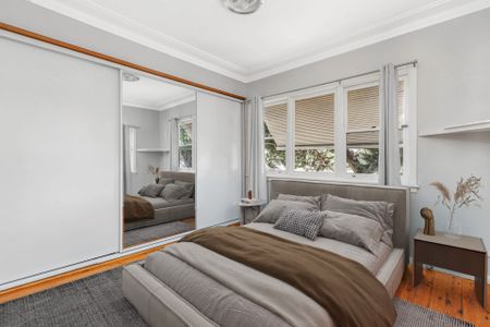 THREE BEDROOM SPACIOUS HOME - Photo 3