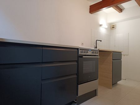 Location Appartement 3 pièces 63m² NARBONNE 11100 - Photo 4