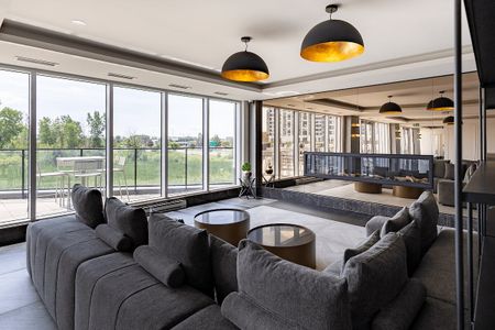 3980 Boulevard Saint-Elzéar O, Laval, QC - Photo 2