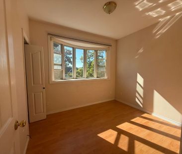 4138 Inverness Street Vancouver British Columbia Canada - V5V 4W7 - Photo 4