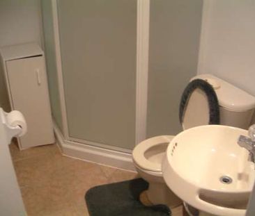 $950 Woodbridge FURNISHED PRIVATE ROOM- ALL INCLUDED- SINGLE MALE- ... - Photo 1