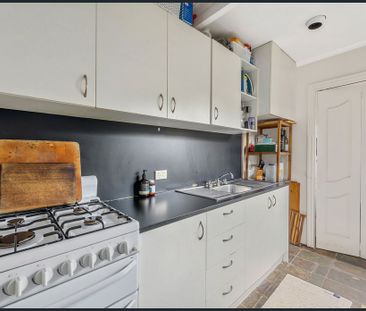 21 Chapman Street, Surry Hills NSW 2010 - House For Rent | Domain - Photo 4