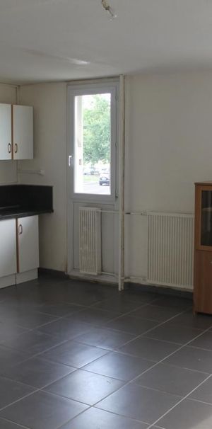 Location Appartement 2 pièces 45m² GRADIGNAN 33170 - Photo 1