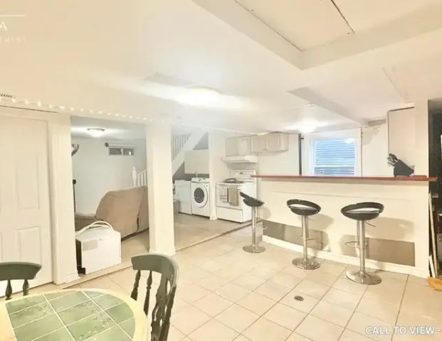 2-1221 Meadowlands Dr, Nepean, Ontario K2E 6K2 | 1221 Meadowlands Drive, Nepean - Photo 1