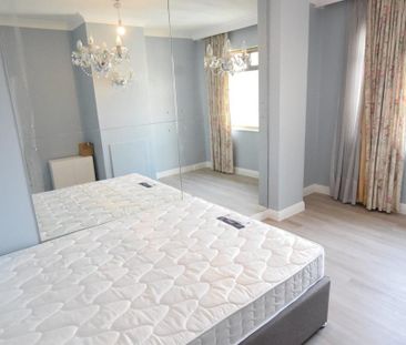 3 bedroom apartment to rent - Photo 4