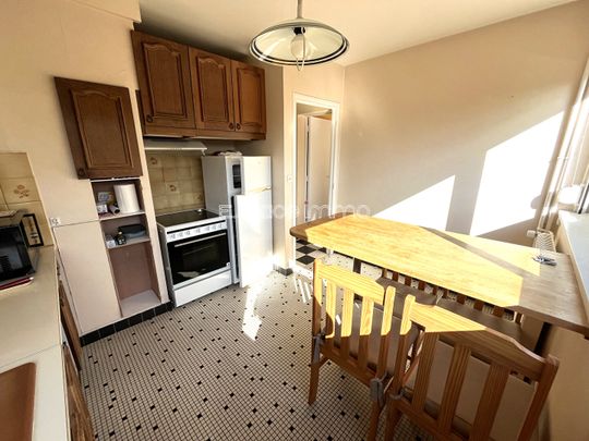 Location Maison 5 pièces 77m² DEVILLE LES ROUEN 76250 - Photo 1
