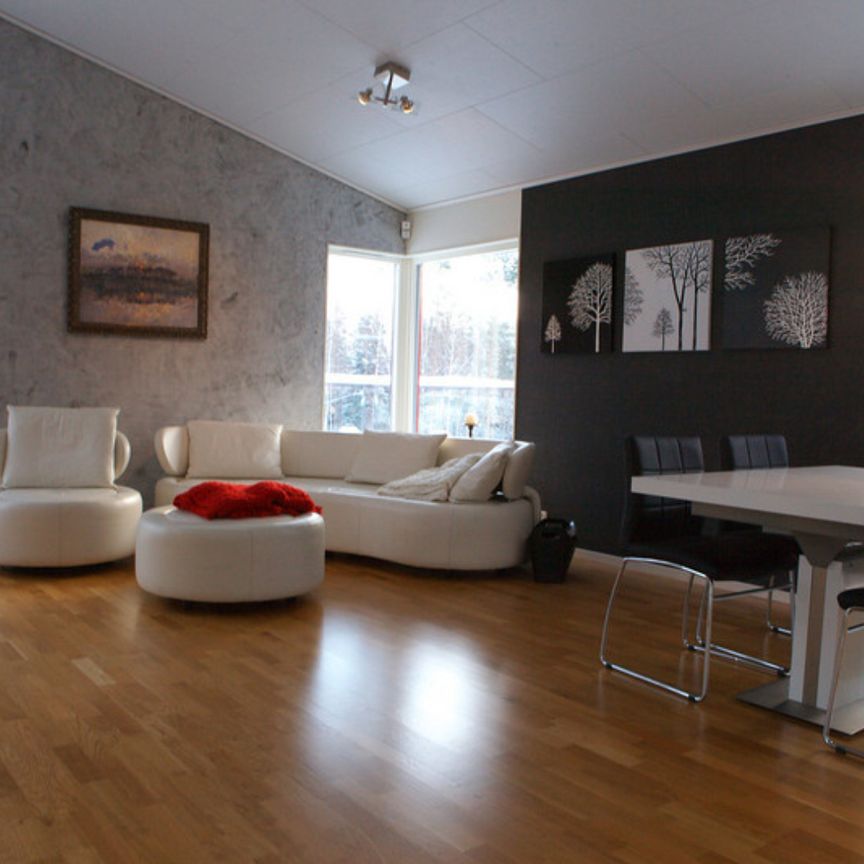 Luxury house in Sollentuna ready for move-in - Photo 1