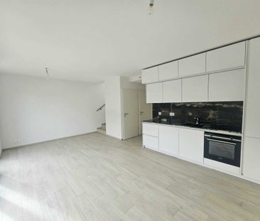 Modern 2.5-room apartment in Burtigny with terrace and garden - Photo 3