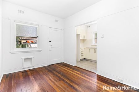 1/6 Rosford Avenue, Petersham, NSW 2049 - Photo 3