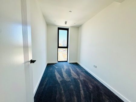 3 Bed Flat, Boxwood Gardens, E1W - Photo 3