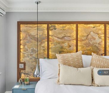 1 bedroom in a flat share to rent - Photo 4