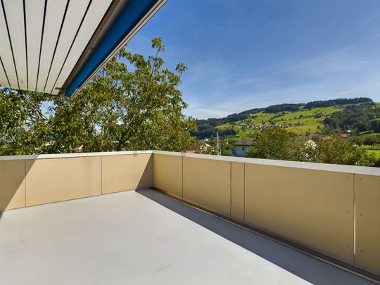 Helle 4-Zimmer-Wohnung in Thal mit traumhafter Terrasse - Photo 1