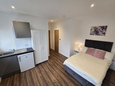 1 bedroom property to rent - Photo 2