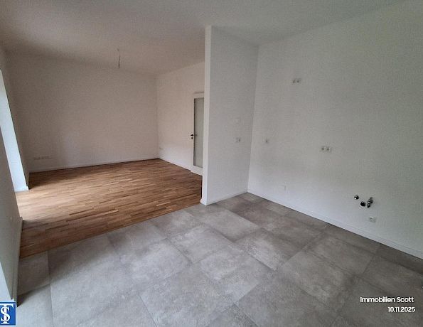 Erstbezug nach Sanierung 3 Raum Wohnung zentrumsnah! - Foto 1