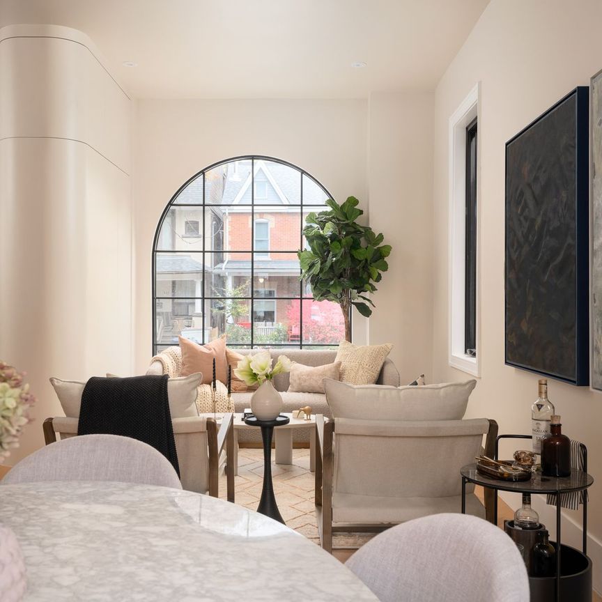 For Lease - 256 Major Street, Toronto, Ontario - Photo 1