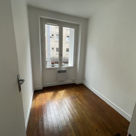 Location Appartement 2 pièces 36m² ORLEANS 45000 - Photo 3