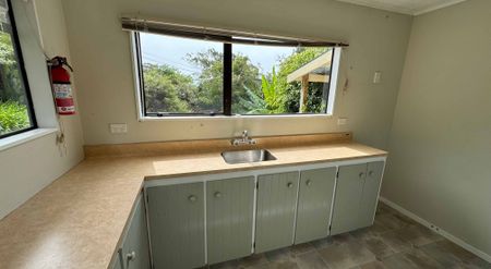 Private 2 Bedroom Kaukapakapa Rental - Photo 5